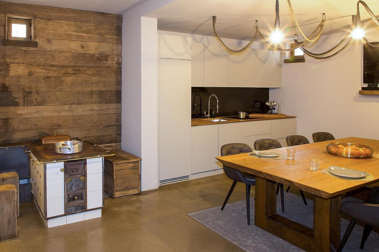 Aldila Art Rooms, Apartment And Vacation House Шмартно Екстериор снимка