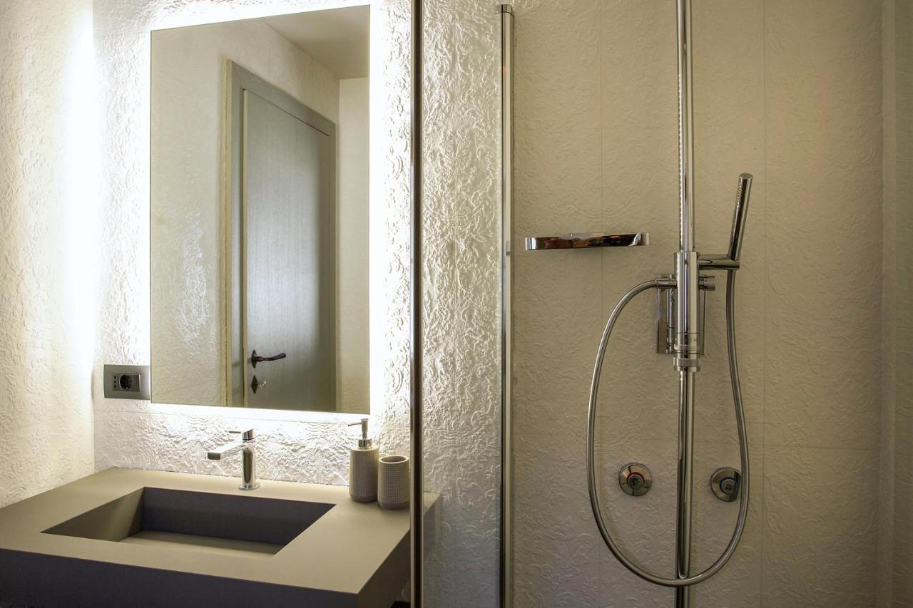 Aldila Art Rooms, Apartment And Vacation House Шмартно Екстериор снимка